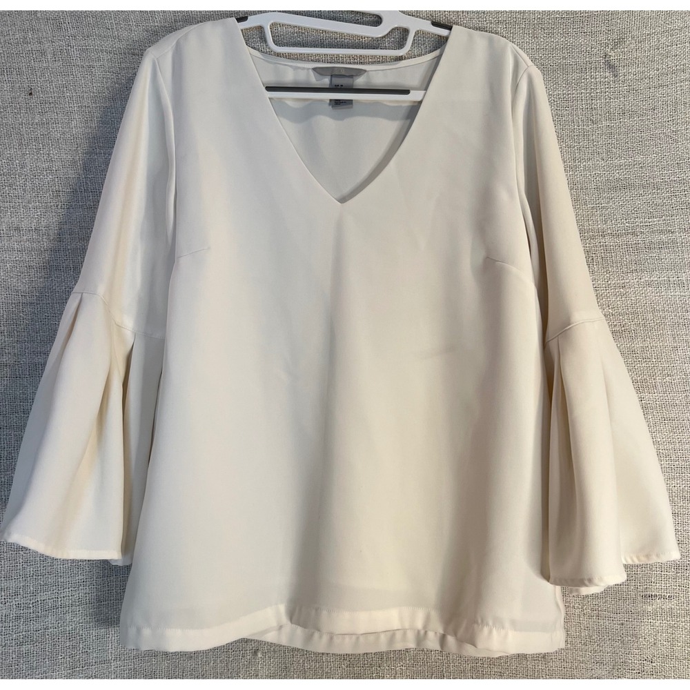 V-Neck Bell Sleeve Blouse Ivory White Pleated 3/4 Sleeve Top Size 8